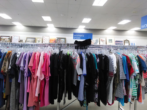 Thrift Store «Goodwill Englewood», reviews and photos, 4160 S Broadway, Englewood, CO 80113, USA