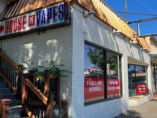 House of Pipes, 925 NE Broadway St, Portland, OR 97232, USA, 