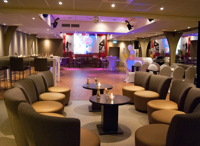 Ri-Jo, Dance Party and Business Center