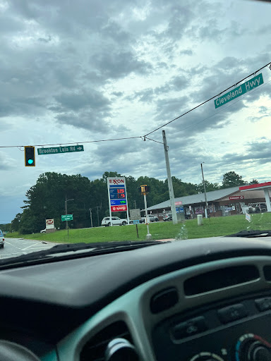 Grocery Store «Clermont IGA», reviews and photos, 5206 Cleveland Hwy, Clermont, GA 30527, USA