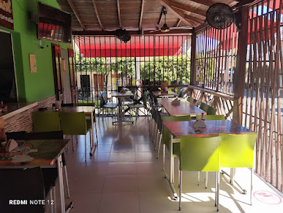 Restaurante Sabor Real Gurmet - Esquina El Centenario, Cra. 15 #Calle 16, Caucasia, Antioquia, Colombia