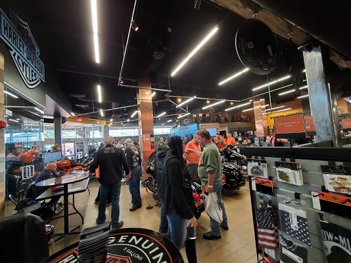 Harley-Davidson Dealer «Harley-Davidson of Staten Island», reviews and photos, 442 Bay St, Staten Island, NY 10304, USA
