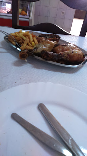 Av. Manuel Joaquim Pereira 60, Ermidas do Sado