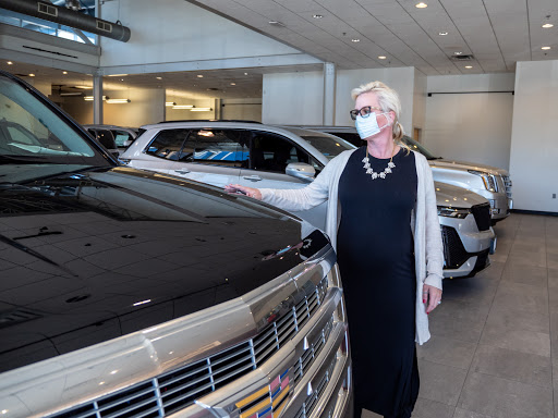Cadillac Dealer «Wally McCarthy Cadillac», reviews and photos, 2325 Prior Ave N, Roseville, MN 55113, USA