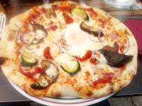 Pizza du Pizzeria Pizza Capri à Versailles - n°15