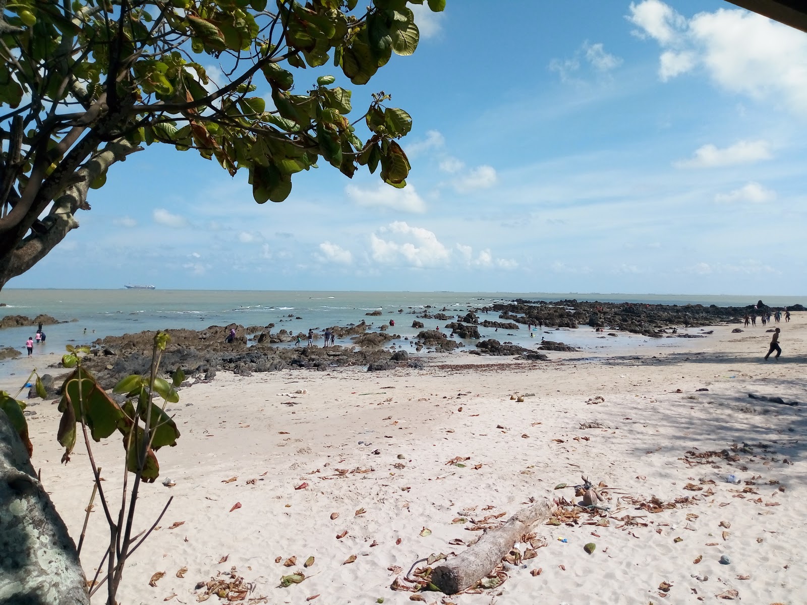 Batu Layar Beach photo #9
