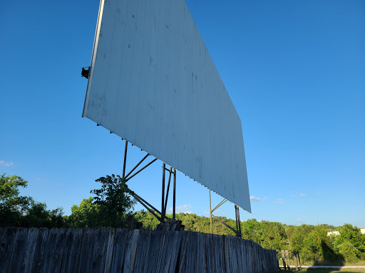 Drive-in Movie Theater «Stardust Drive In Theatre», reviews and photos, 310 Purple Tiger Dr, Watertown, TN 37184, USA