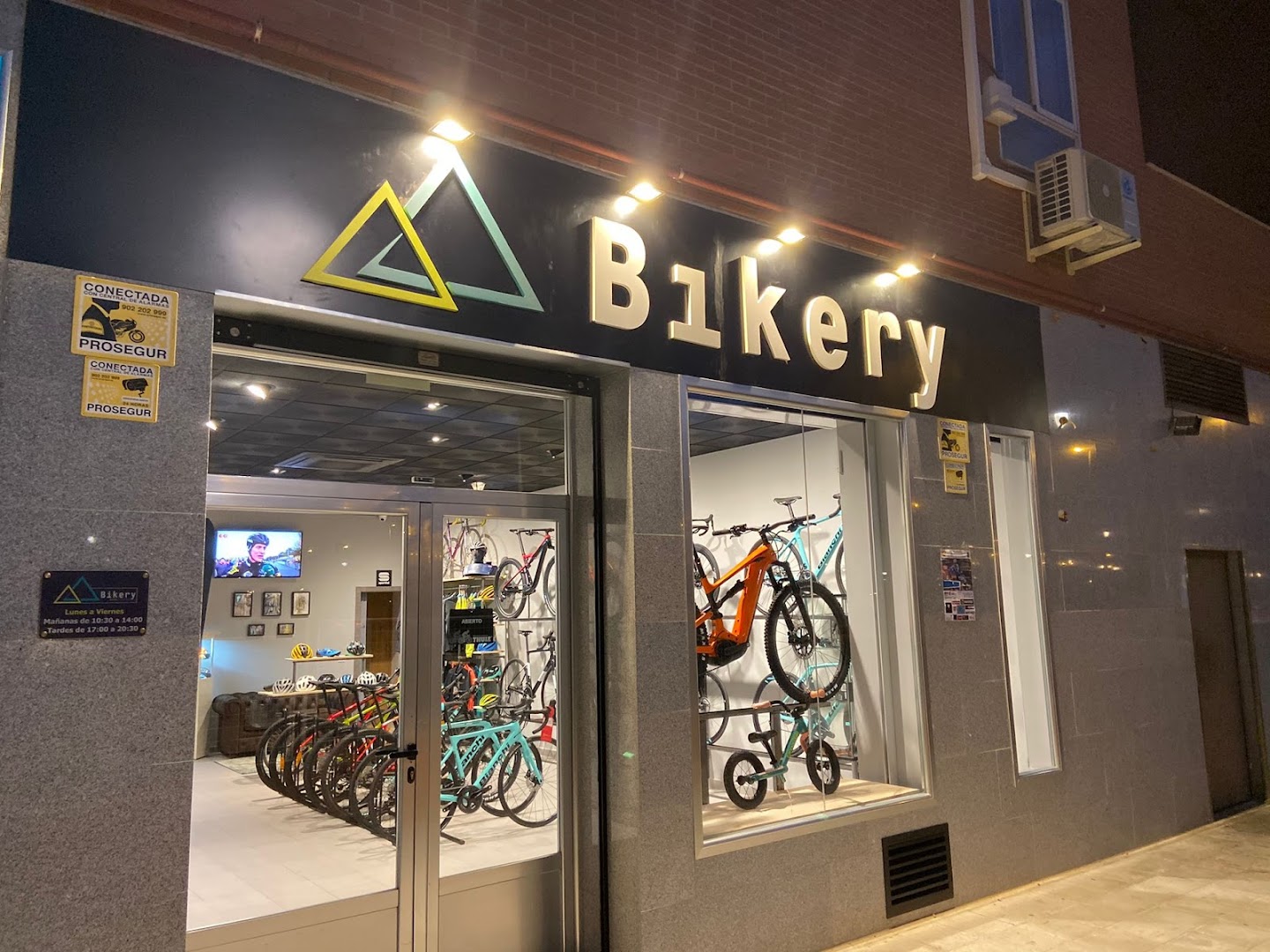 Tienda Bikery de bicicletas en Fuenlabrada