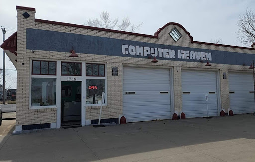 Computer Heaven, 600 Blairs Ferry Rd NE # A, Cedar Rapids, IA 52402, USA, 