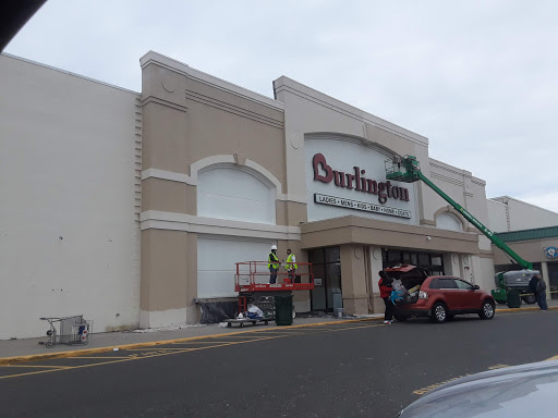 Shopping Mall «Northgate Shopping Center», reviews and photos, 300 Squire Rd, Revere, MA 02151, USA