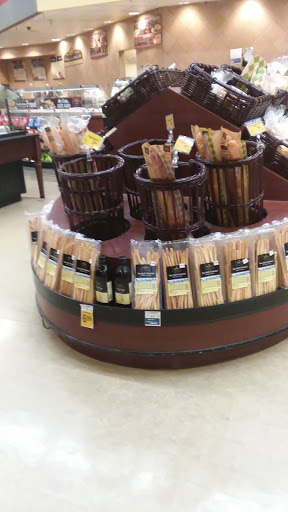 Grocery Store «Vons», reviews and photos, 932 E Badillo St, Covina, CA 91724, USA