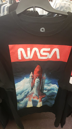 Thrift Store «Goodwill», reviews and photos