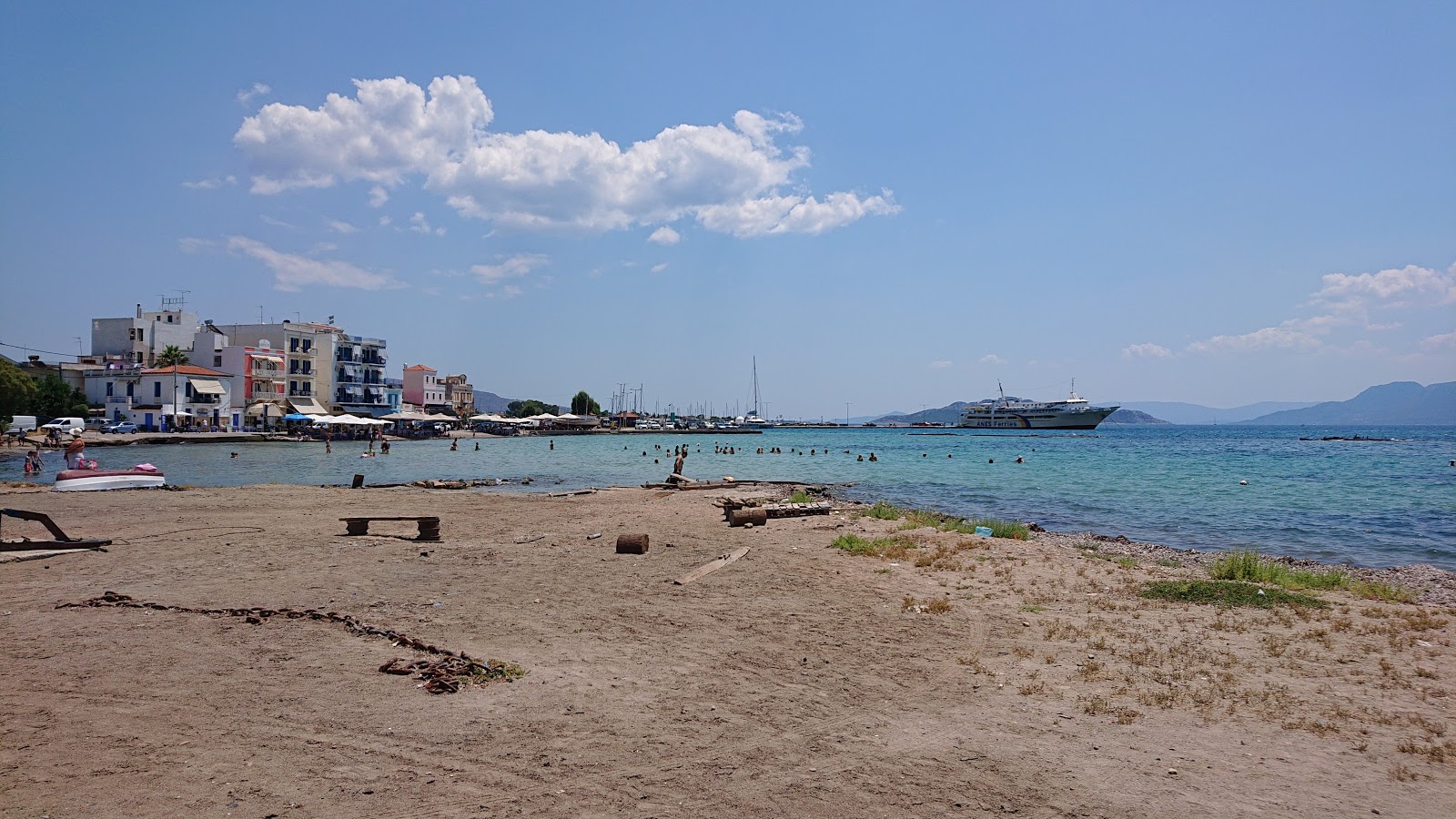 Foto de Paralia Avra com alto nível de limpeza