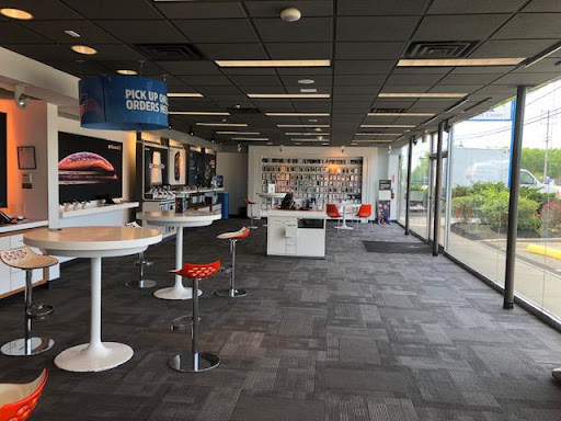 Cell Phone Store «AT&T», reviews and photos, 1645 NJ-35, Oakhurst, NJ 07755, USA