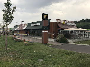 Photo n°51 de McDonald's Chasse-sur-Rhône à Chasse-sur-Rhône ()