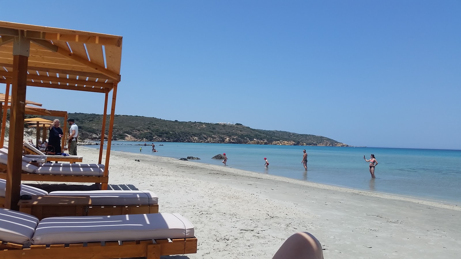 Kohilari beach'in fotoğrafı - rahatlamayı sevenler arasında popüler bir yer