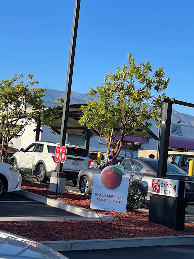 Fast Food Restaurant «Chick-fil-A», reviews and photos, 1700 E Colorado Blvd, Pasadena, CA 91106, USA