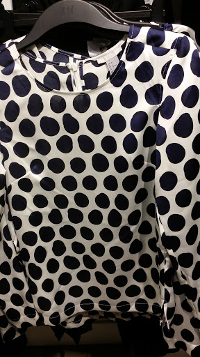 Clothing Store «H&M», reviews and photos, 400 S Baldwin Ave, Arcadia, CA 91007, USA