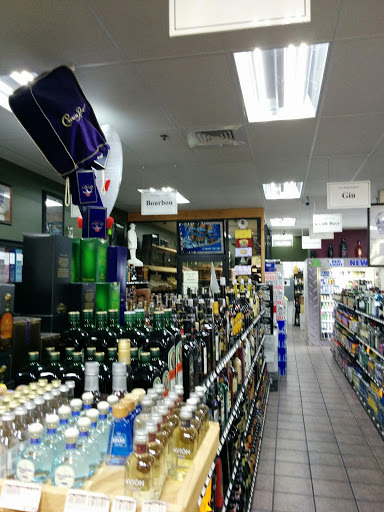Liquor Store «New Tampa Liquors and Cigars», reviews and photos, 19016 Bruce B Downs Blvd, Tampa, FL 33647, USA