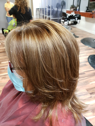 Hair Salon «Charlies Angels Unisex Salon», reviews and photos, 176 Windsor Hwy, New Windsor, NY 12553, USA