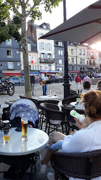 Atmosphère du Crêperie Le Week-End à Honfleur - n°7