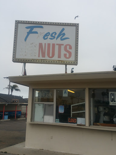 Donut Shop «Star Dust Donut Shop», reviews and photos, 698 CA-75, Imperial Beach, CA 91932, USA