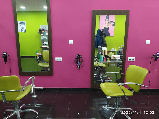 Peluquería y Estética P&P Qué corte! en Salamanca, Salamanca