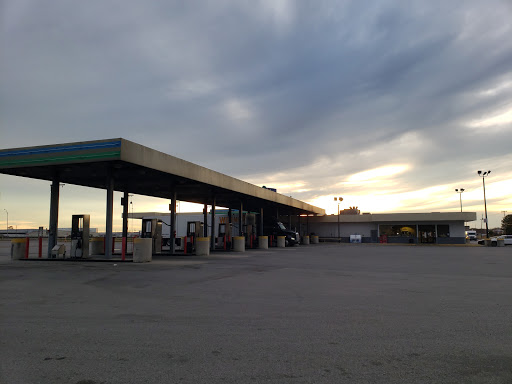 Truck Stop «Queen City Truck Stop», reviews and photos