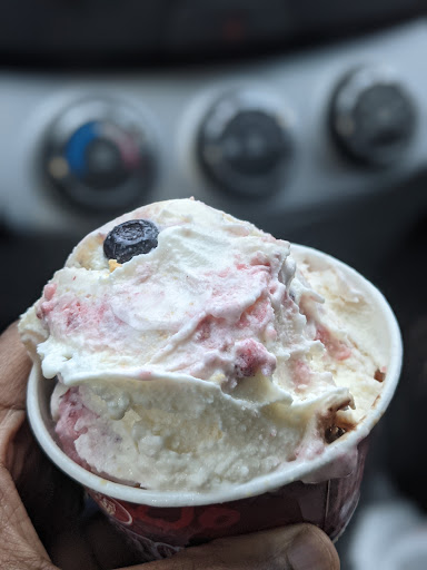 Ice Cream Shop «Cold Stone Creamery», reviews and photos, 12286 SW Scholls Ferry Rd #14, Tigard, OR 97223, USA