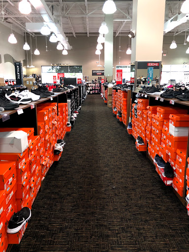 Shoe Store «Off Broadway Shoe Warehouse», reviews and photos, 14458 Delaware St #400, Westminster, CO 80023, USA