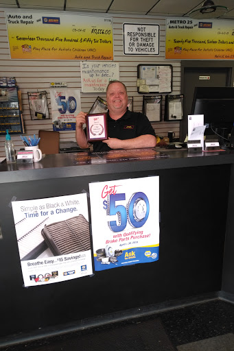 Auto Repair Shop «Auto and Truck Repair», reviews and photos, 2150 Stephenson Hwy, Troy, MI 48083, USA