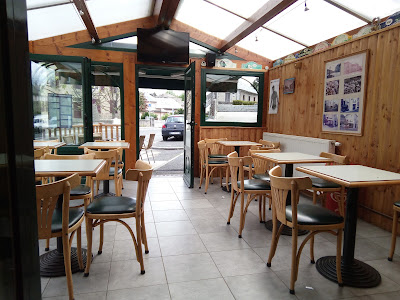 Bar De La Mairie à Peyre en Aubrac