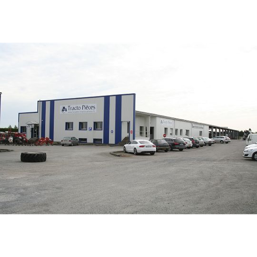 Photo 1 - TRACTO PIECES