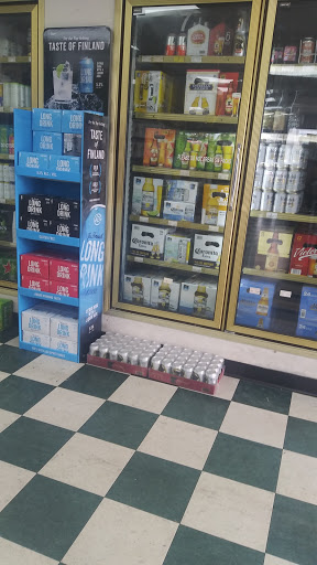 Liquor Store «Holiday Wine & Spirits», reviews and photos, 5039 Buford Hwy NE, Chamblee, GA 30341, USA