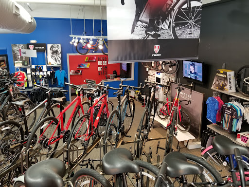 Bicycle Store «Trek Bicycle Store of Estero», reviews and photos, 8001 Plaza del Lago Dr #101, Estero, FL 33928, USA