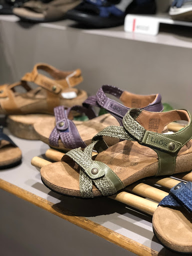 Shoe Store «Wagner Quality Shoes», reviews and photos, 4313 Butler St, Pittsburgh, PA 15201, USA