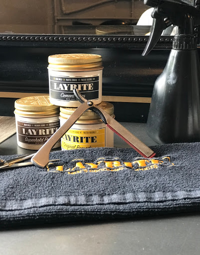 Barber Shop «The Fix Barbershop», reviews and photos, 16358 Boones Ferry Rd, Lake Oswego, OR 97035, USA