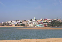 Moulay Bousselham beach'in fotoğrafı uçurumlarla desteklenmiş