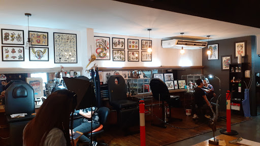 LOVE TATTOO PARLOUR