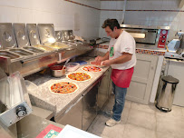 Atmosphère du Pizzas à emporter Bella Vita pizza a emporter à Le Bourg-d'Oisans - n°2