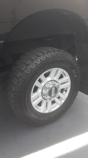 Tire Shop «Discount Tire Store - Greenville, SC», reviews and photos, 1408 Woodruff Rd, Greenville, SC 29607, USA