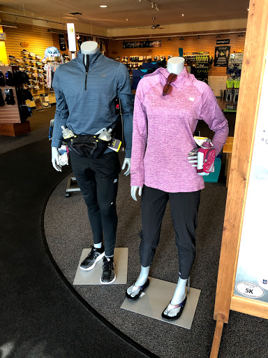 Sporting Goods Store «Fleet Feet Sports - Santa Rosa», reviews and photos, 111 3rd St, Santa Rosa, CA 95401, USA