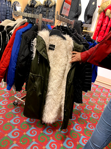 Department Store «Century 21 Department Store», reviews and photos, 1 N Park Pl, Morristown, NJ 07960, USA