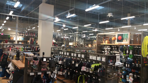 Camping Store «REI», reviews and photos, 6424 Sawmill Rd, Columbus, OH 43235, USA