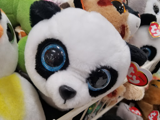 Shopping Mall «The Eureka Mall», reviews and photos, 800 W Harris St, Eureka, CA 95501, USA