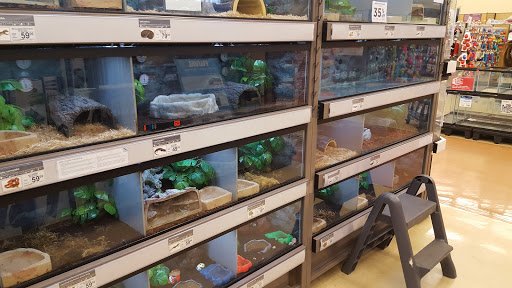 Pet Supply Store «Petco Animal Supplies», reviews and photos, 2242 N Richmond Rd, McHenry, IL 60051, USA