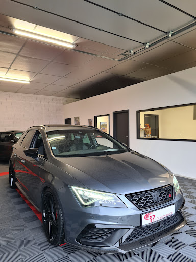 Photo 2 - GPerformance