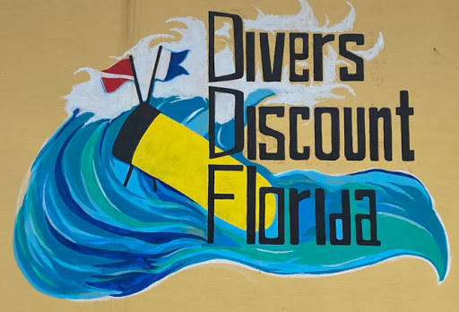 Dive Shop «Divers Discount Florida», reviews and photos, 2071 South Federal Highway, Fort Lauderdale, FL 33316, USA