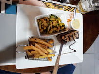 Steak du Restaurant Autour Du Grill à Cavignac - n°8