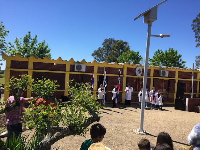 Opiniones de Escuela Rural 72 en San José de Mayo - Escuela